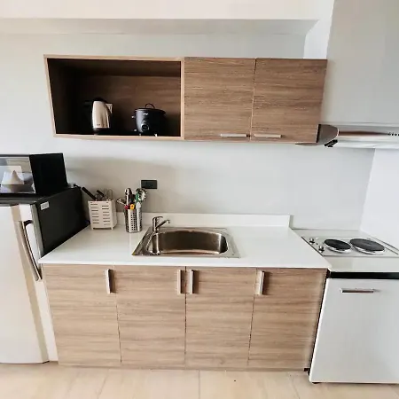 Cranchill Apartment *